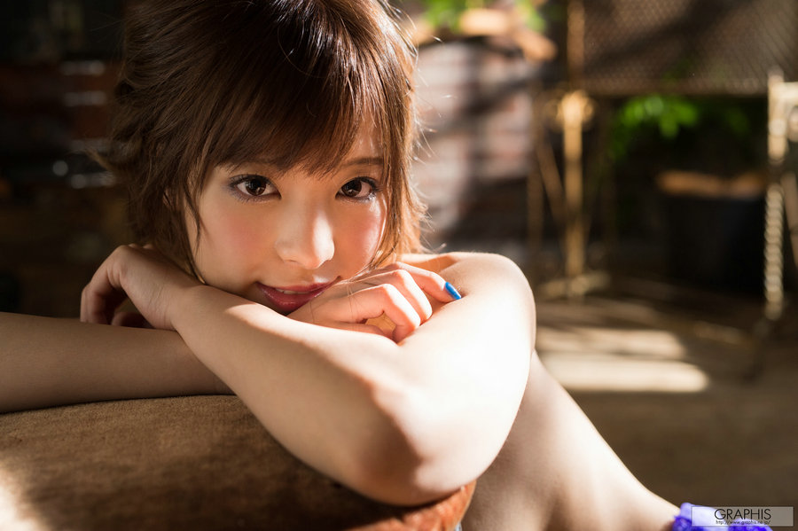 [Graphis Gals] NO.395 Kana Momonogi 桃乃木 かな Dazzling fruit