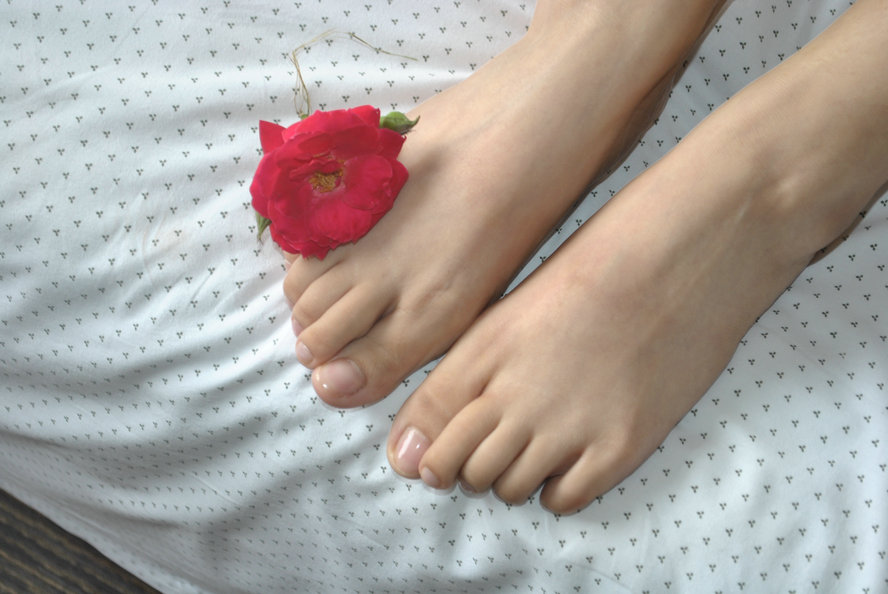 [赤足者] 实习小护士 突如其来的面试，过瘾 [79P-80MB]