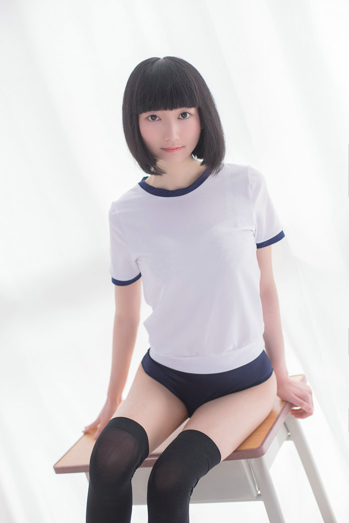 [轻兰映画]写真 SPL.003 妹妹头少女的体操服 [53P1V-610MB]