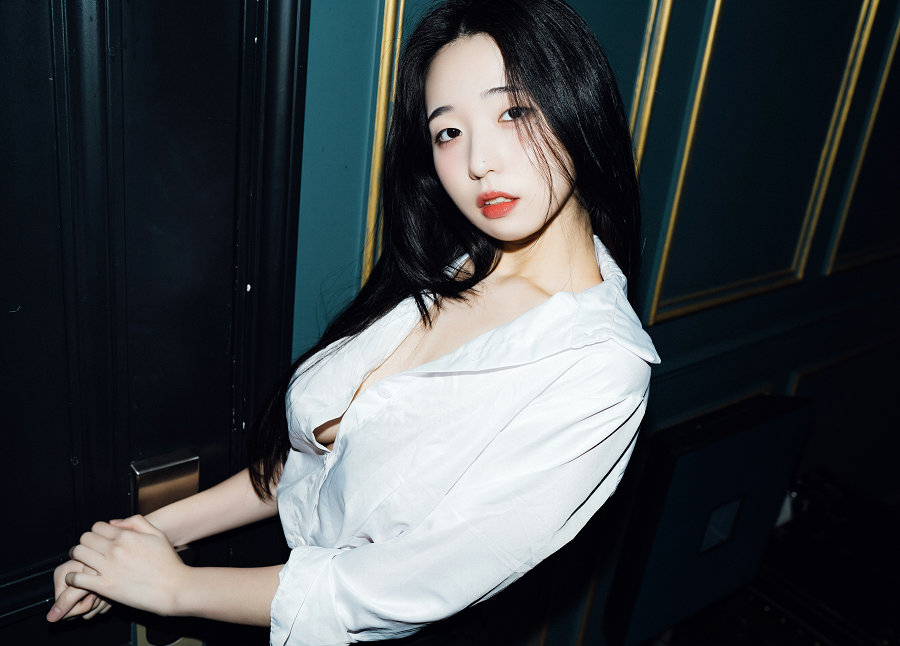 [Moon Night Snap] - Yeon Woo《Last night  Vol.2》[75P1V-1.18GB]
