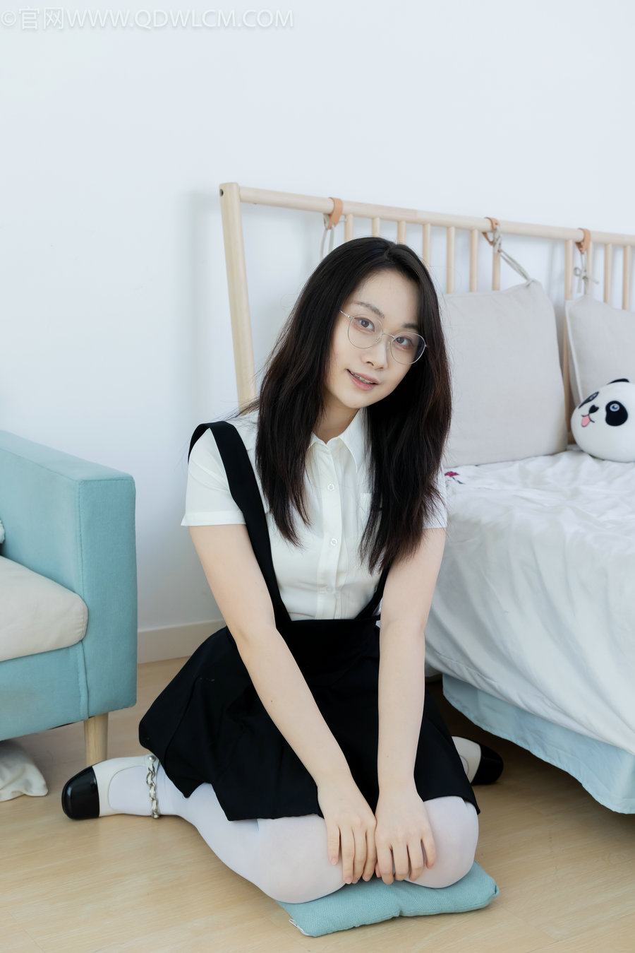 物恋传媒 No.2148 小新-冷暖交织 [153P1V-3.76GB]