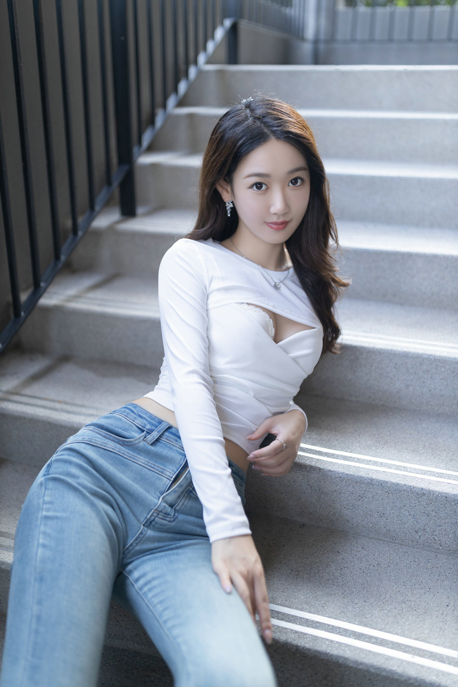 唐安琪户外牛仔裤写真 [81P-1.04GB]