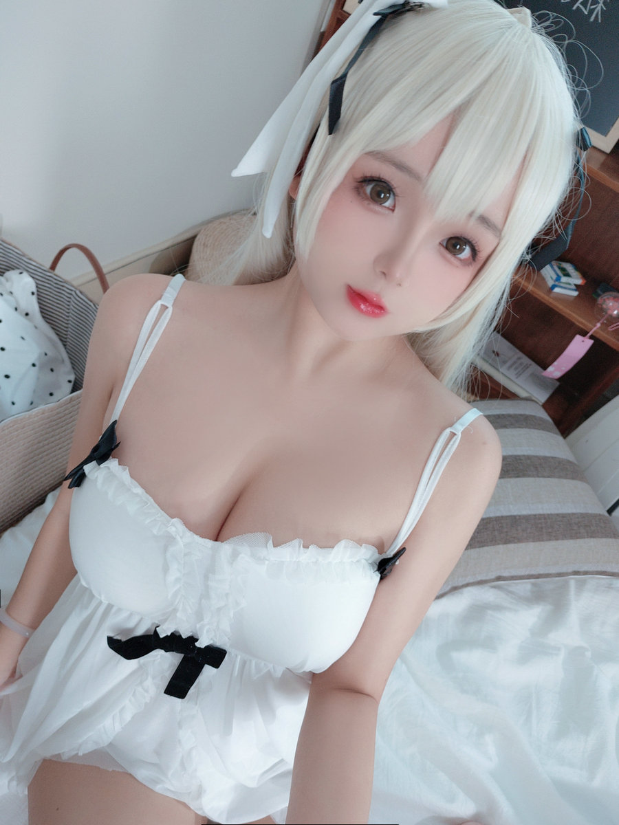 Cosplay日奈娇 - 穹妹自拍 [20P-28MB]