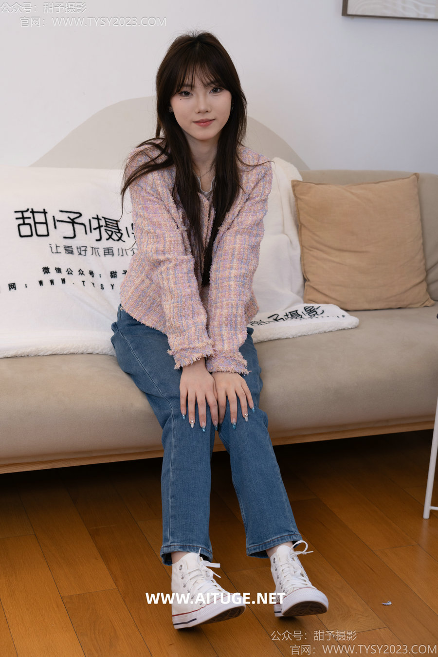 甜予摄影 No.189 璇璇-帆布鞋、裸足、抖腿剧情 [134P2V-10.1GB]