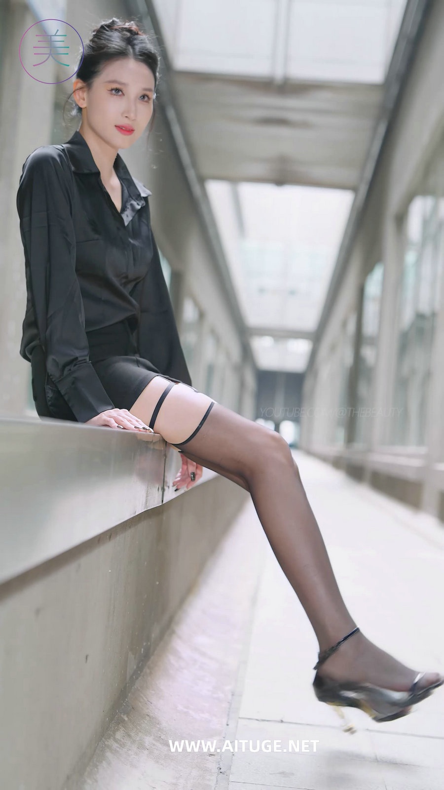 2024 广州车展 网红美女车模 beautyleg LOOKBOOK 18 [166MB]