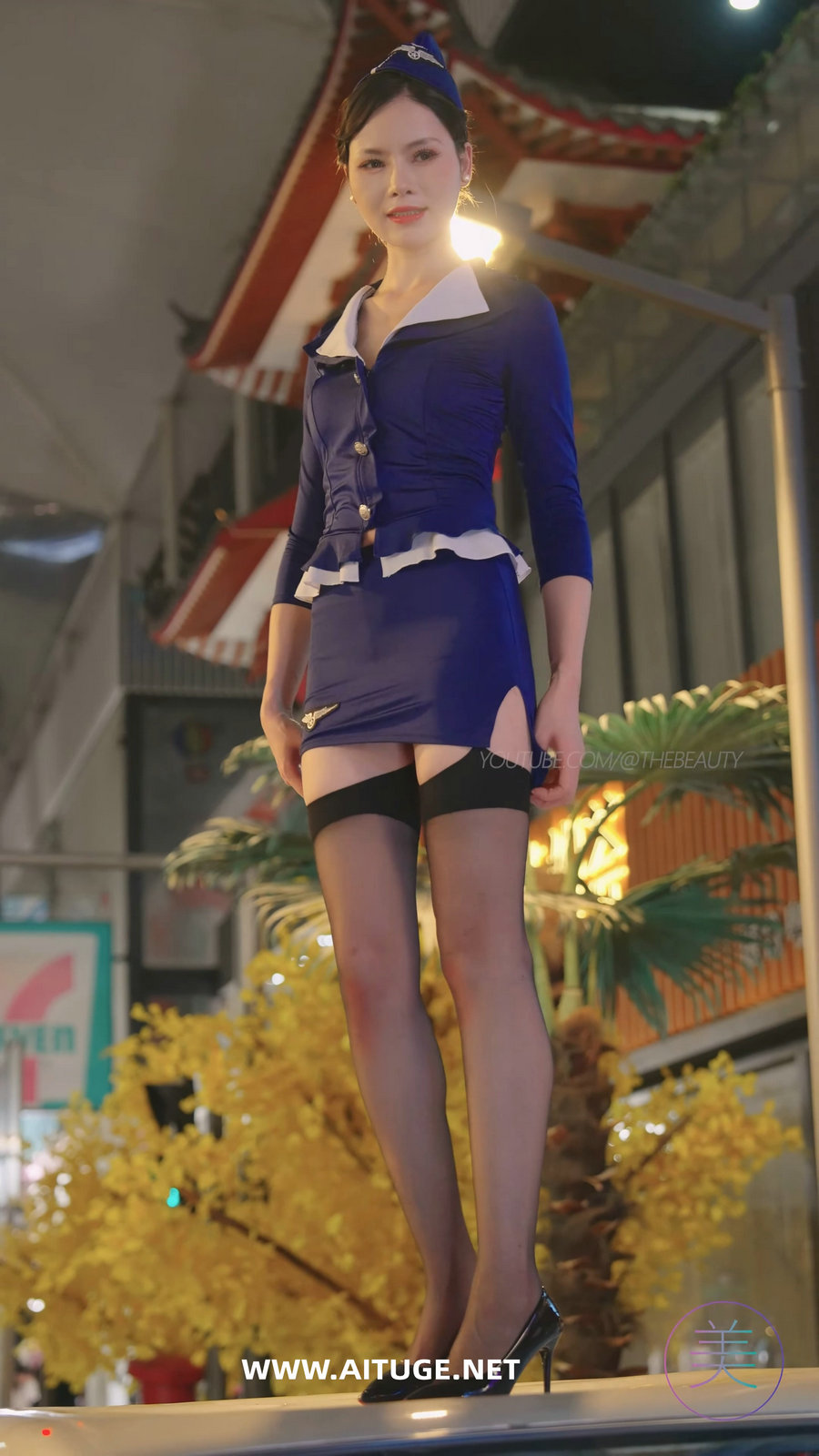 2024 广州车展 网红美女车模 beautyleg LOOKBOOK 42 [169MB]