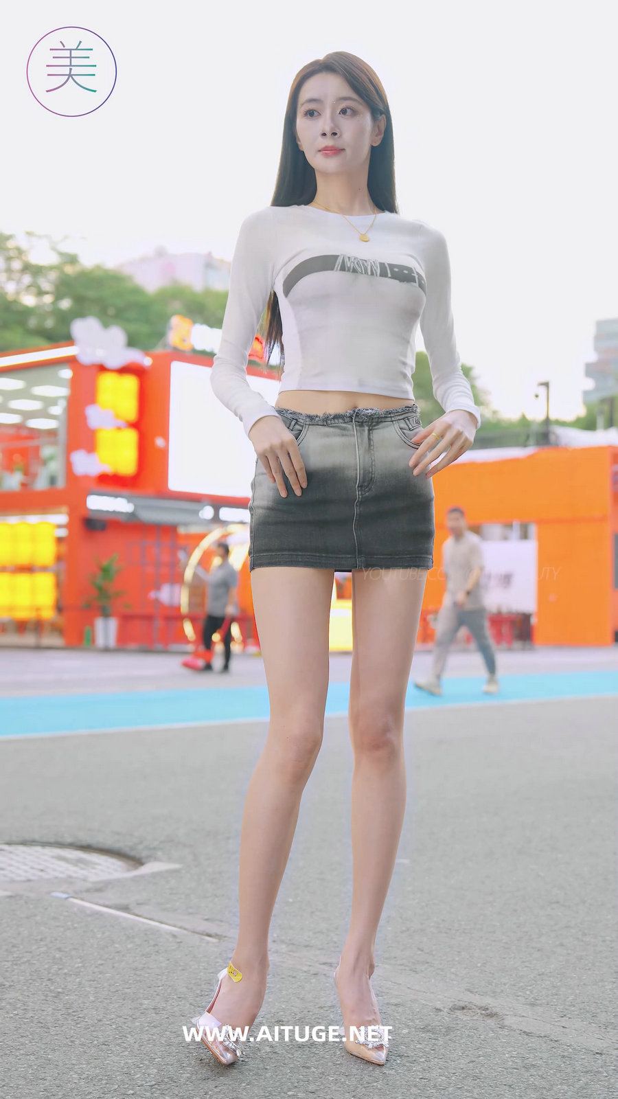 2024 广州车展 网红美女车模 beautyleg LOOKBOOK 47 [395MB]