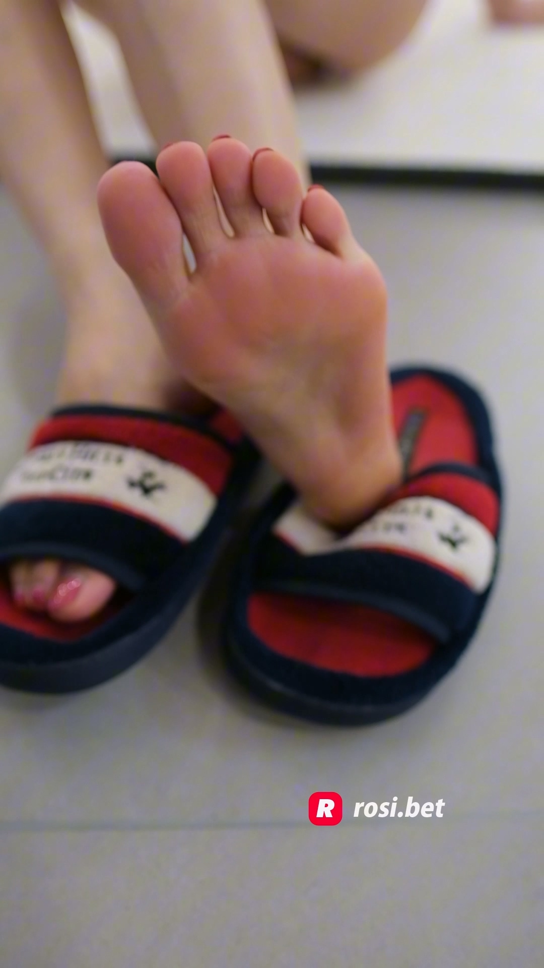 [ROSI写真]小视频系列493 [MP4-34MB]