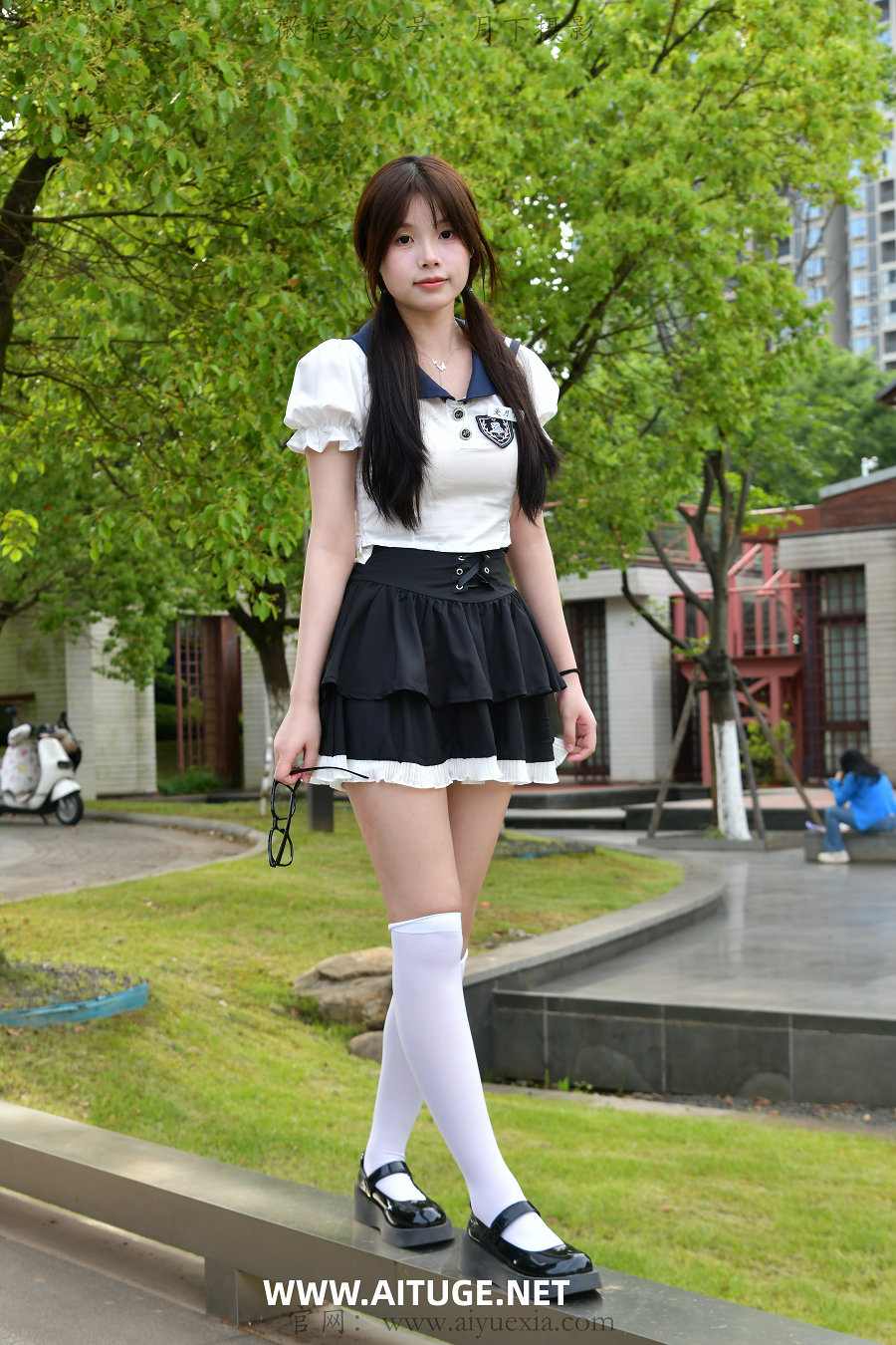 爱月下 NO.791 兔兔【林间甜妹】林间清风光影里，JK少女尽显元气娇俏 [100P1V-4.81GB] ...