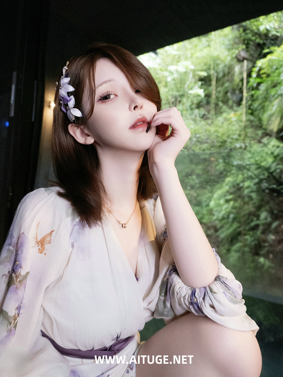 一小央泽 - 汤间昼 [97P1V-2.49GB]