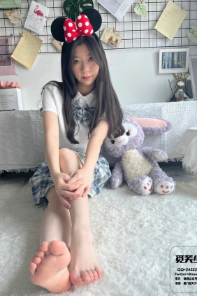[觅芙少女] NO.003 风中摇曳的JK制服与18岁的青春一起绽放 [151P3V-7.11GB]