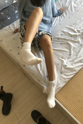 约来体育学院小姐姐品尝40码美足 [72P1V-530MB]