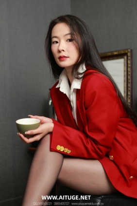 IESS异思趣向 - 模特：小金《红红火火》[66P-88MB]