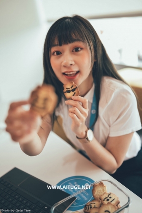 若颖 - Office lady [122P-369MB]
