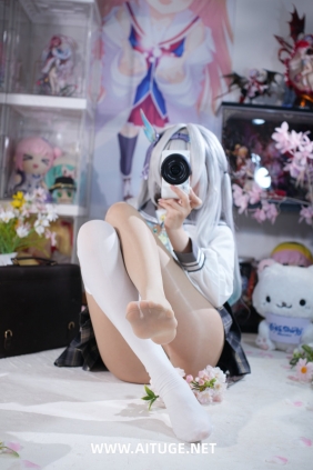 白栎Shirly - 春日流萤 [130P25V-7.23GB]