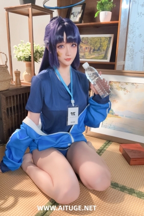 Coser小姐姐星之迟迟 - 蔚蓝档案 早濑优香体操服 [69P1V-1.24GB]