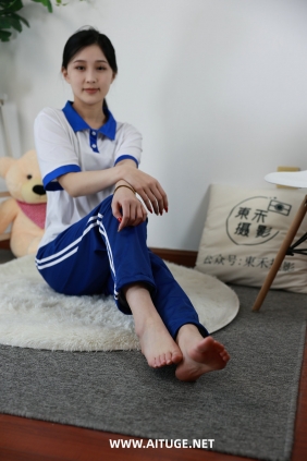 三禾摄影 No.092 校服 裸足 [153P1V-3.32GB]