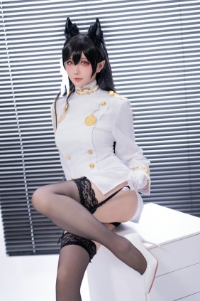Coser小姐姐星之迟迟 - 碧蓝航线 爱宕 [38P-183MB]